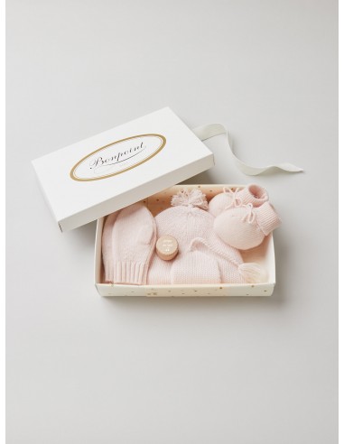 Coffret Accessoires Rose est présent 